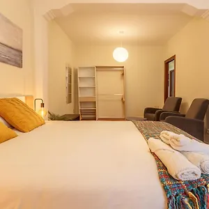 apartamento-centro-reformado-con-wifi.sansebastianhotels.net/