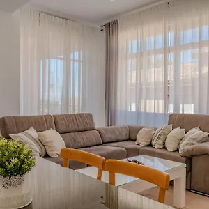 Living Ii Apartamento